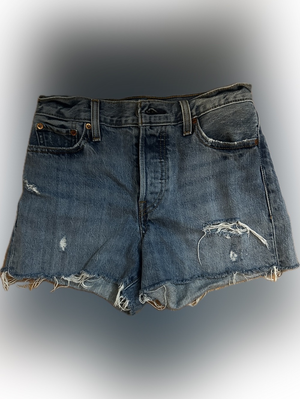 Levi's Wedgie Shorts. Size 26. - Picture 6 of 7